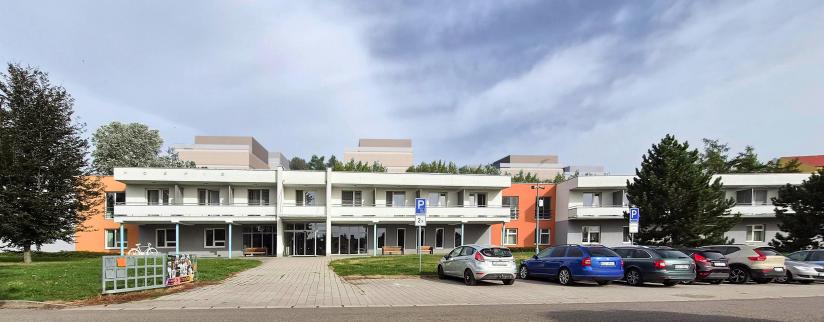 Hmotová vizualizace a zákres do fotky, čelní pohled ke vstupu do Hospice z ulice K Ploché dráze